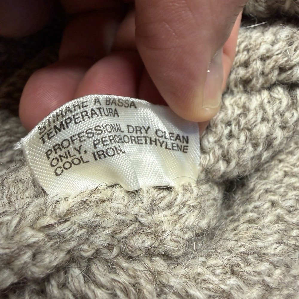 Vintage Abercrombie Fitch Cable Knit Shetland Wool Crewneck Sweater Sz M / L - Picture 5 of 15